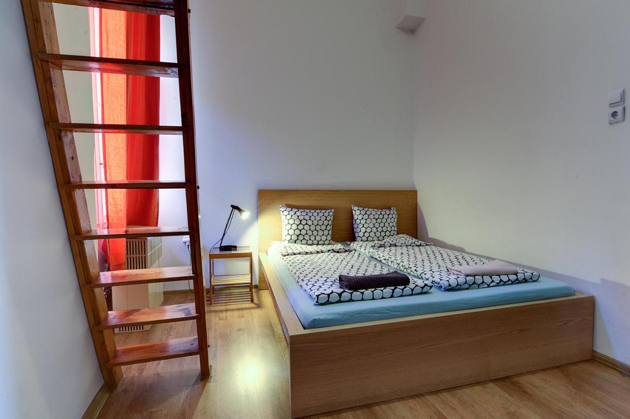 Pal'S Hostel And Apartments Βουδαπέστη Εξωτερικό φωτογραφία