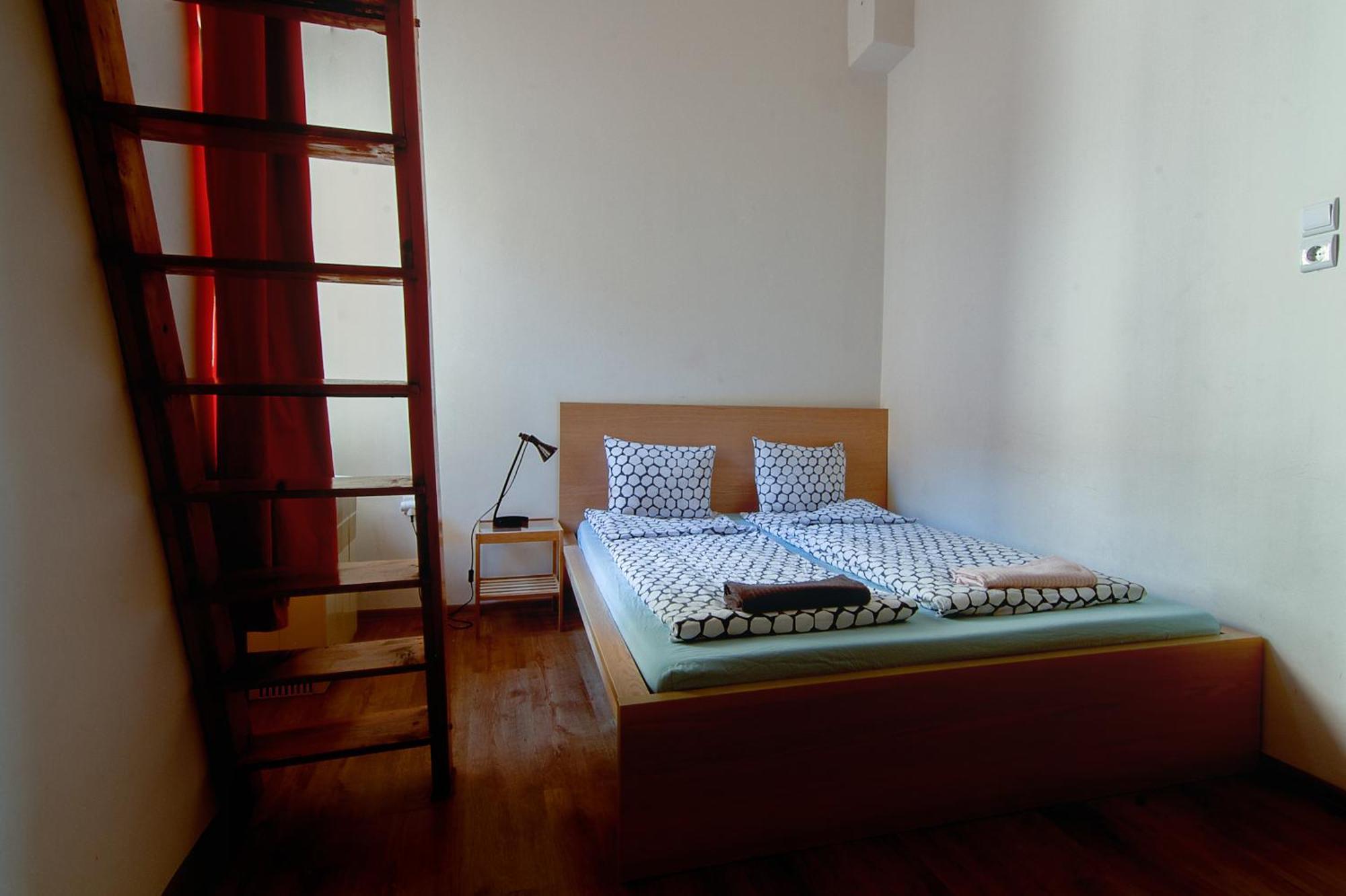 Pal'S Hostel And Apartments Βουδαπέστη Εξωτερικό φωτογραφία